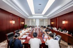 2026世界智能网联汽车大会媒体圆桌会在北京召开